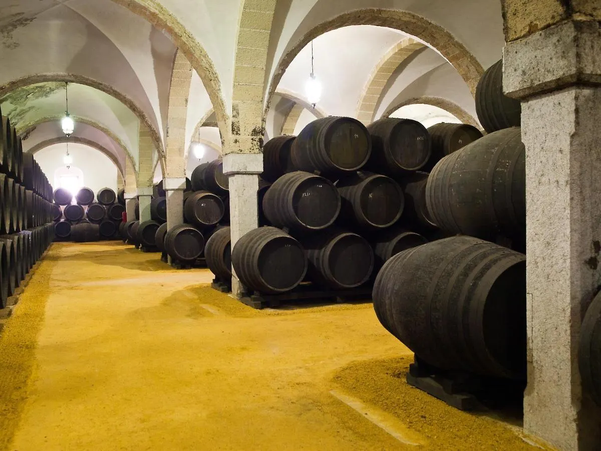 Sherryflat Jarana- Parking Jerez de la Frontera España